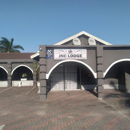 Jnc Lodge Richardsbaai Buitenkant foto